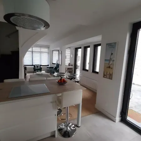 Villa Centre Ville Le Touquet, Villa Familiale, Terrasse Exterieure, 3 Grandes Chambres Dont Une Parentale, Balcon, Baignoire